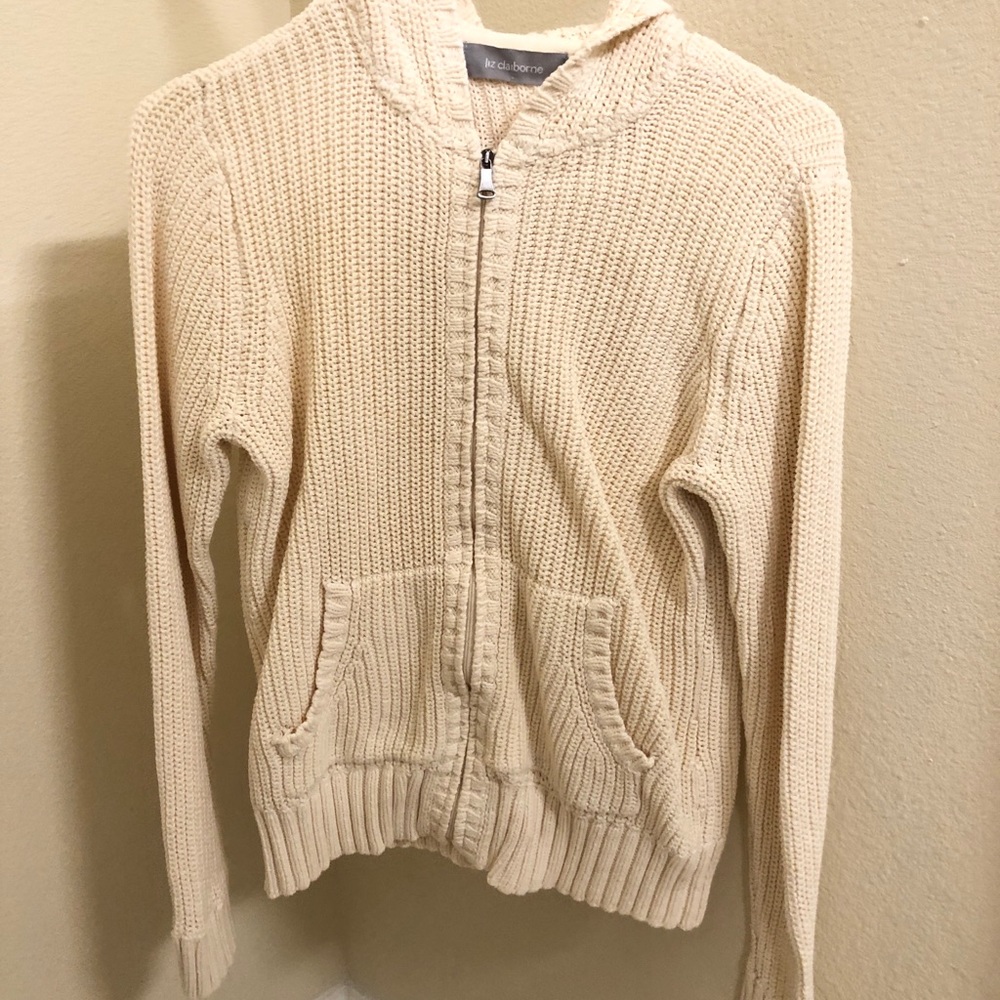 Knitted cream jacket